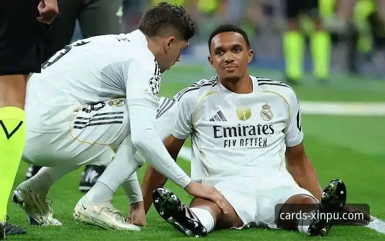 球星阿诺德训练场外“违规”停车事件：一次公共空间与名人效应的深度分析